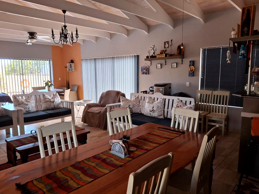 5 Bedroom Property for Sale in Country Club Western Cape